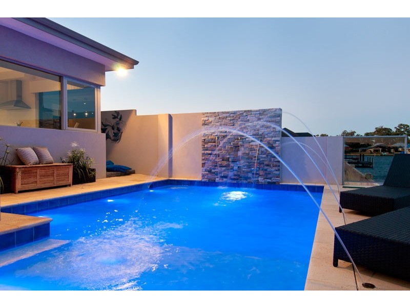 37 Erins Isle, Dudley Park WA 6210