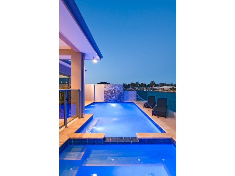 37 Erins Isle, Dudley Park WA 6210