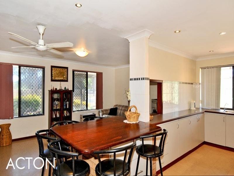 11 Tankerton Way, Coodanup WA 6210