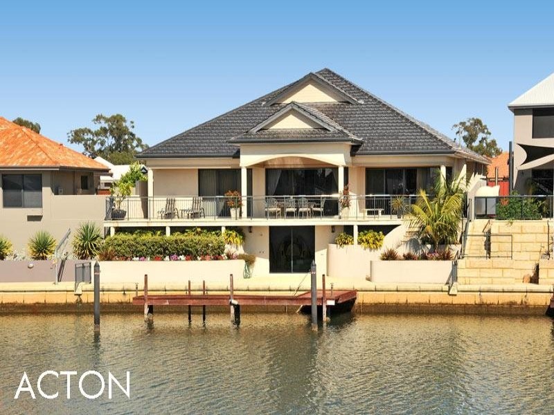 8 Brindabella Crescent, Halls Head WA 6210