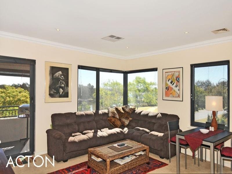 45 Darwin Terrace, Dudley Park WA 6210