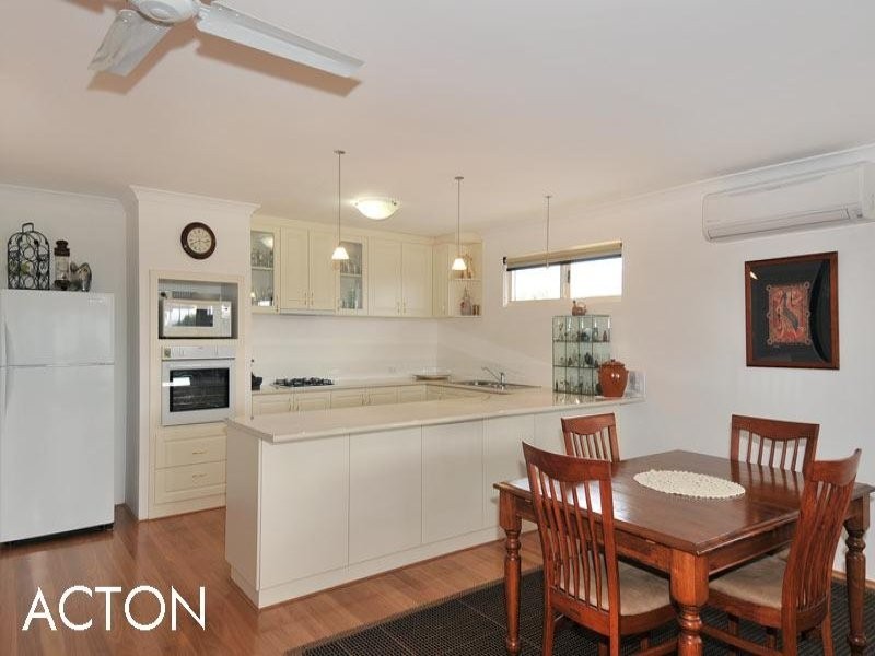 31 Len Howard Drive, Erskine WA 6210