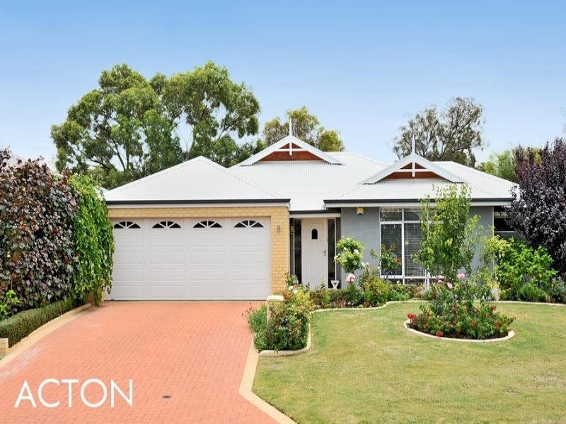 24 Bellavista Parade, Meadow Springs WA 6210