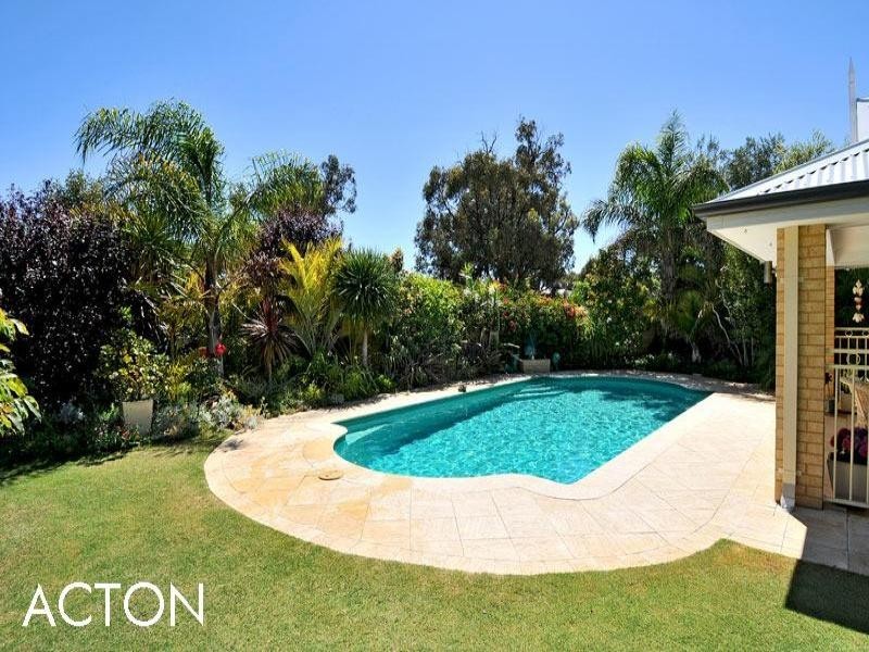 24 Bellavista Parade, Meadow Springs WA 6210