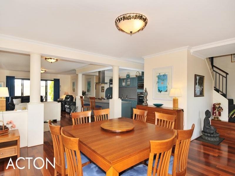81 Darwin Terrace, Dudley Park WA 6210