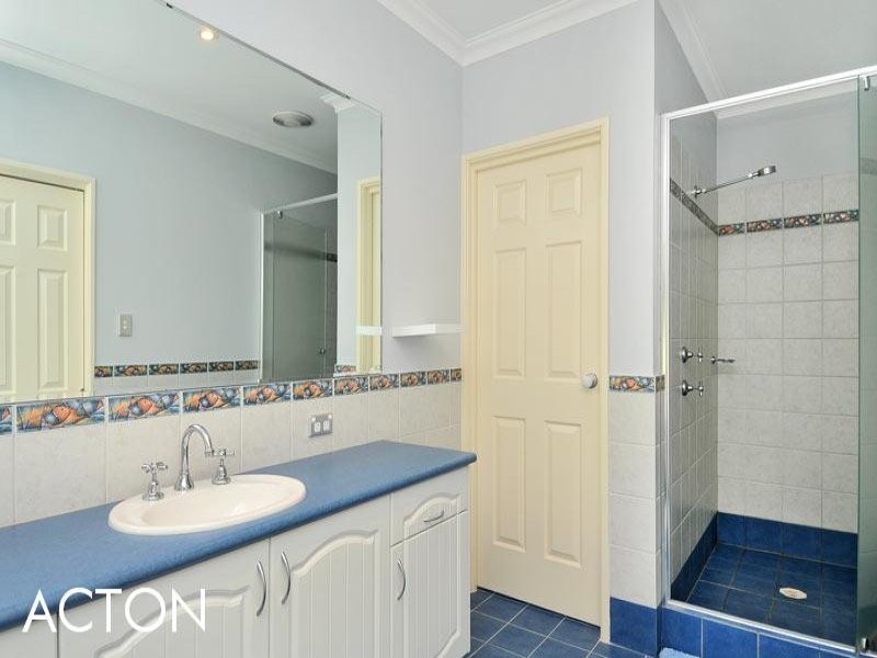 81 Darwin Terrace, Dudley Park WA 6210