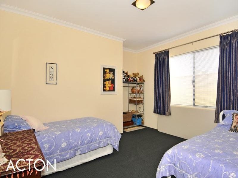 81 Darwin Terrace, Dudley Park WA 6210