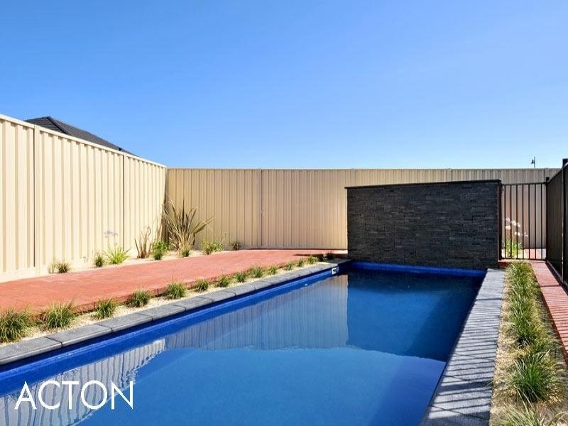 5 Eliza Pass, Madora Bay WA 6210