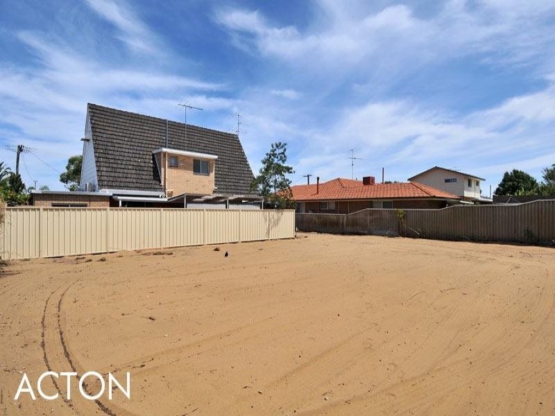 7 Gray Road, Mandurah WA 6210