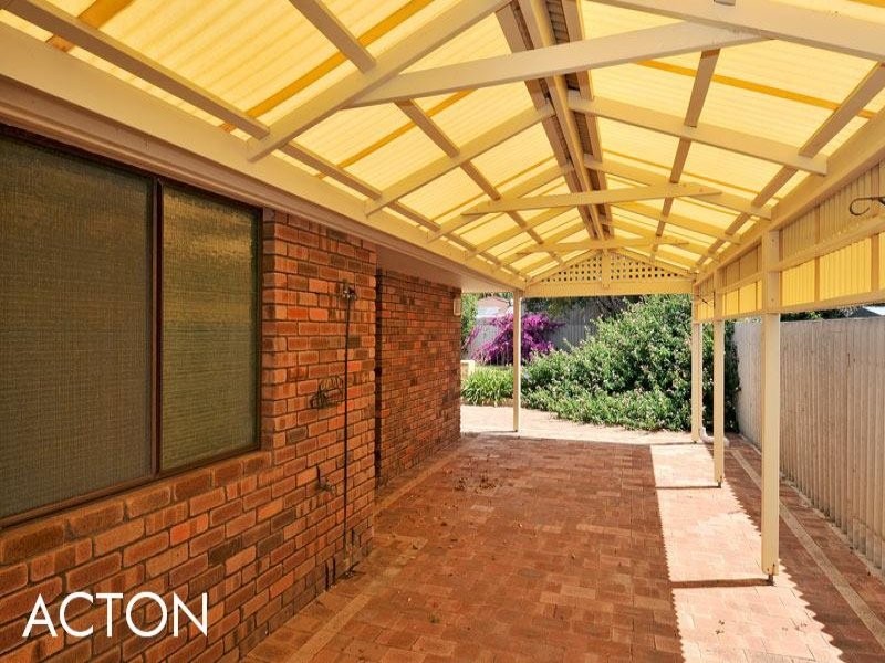 19 Sandford Crescent, Halls Head WA 6210