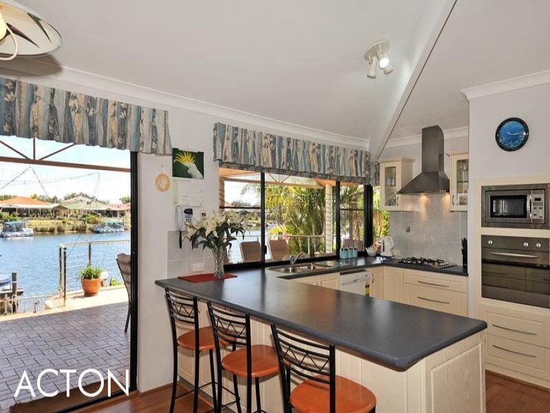 26 Heron Place, South Yunderup WA 6208