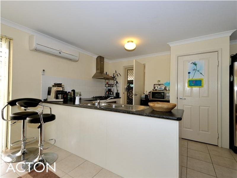 6 Golden Grove, Coodanup WA 6210