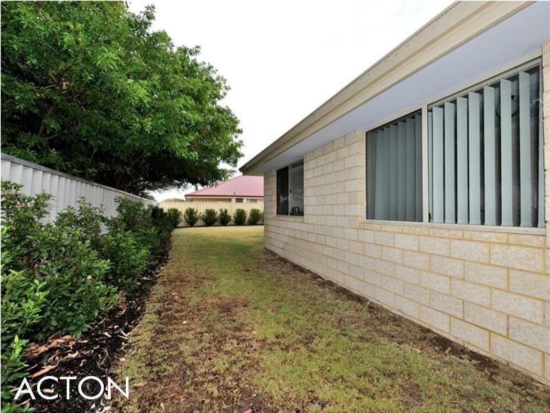 6 Golden Grove, Coodanup WA 6210