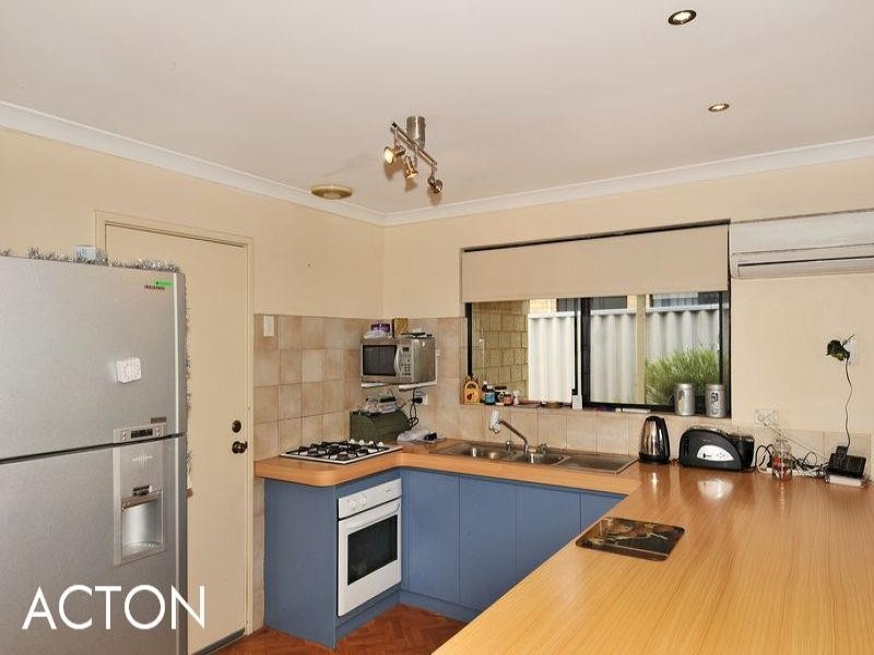 10 Lucidus Retreat, Greenfields WA 6210