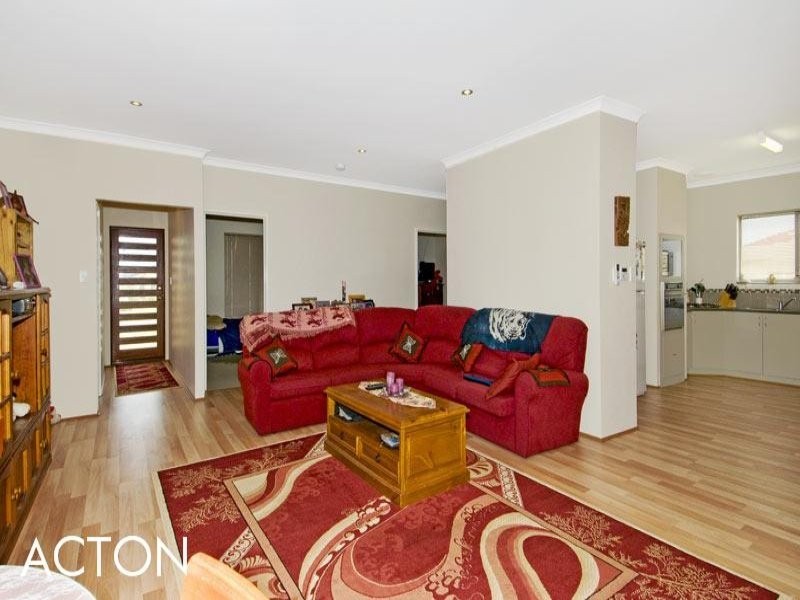 1/3 McKay Street, Waroona WA 6215