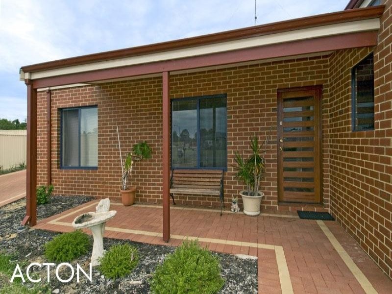 1/3 McKay Street, Waroona WA 6215