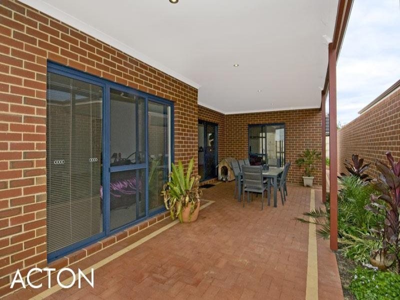 1/3 McKay Street, Waroona WA 6215