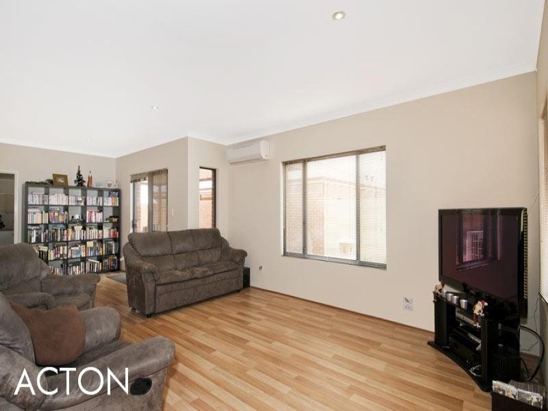 2/3 McKay Street, Waroona WA 6215