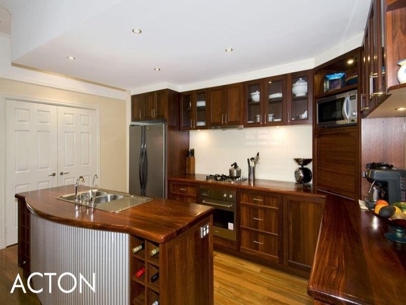 6 Ravenswood Road, Ravenswood WA 6208