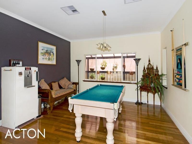 6 Ravenswood Road, Ravenswood WA 6208