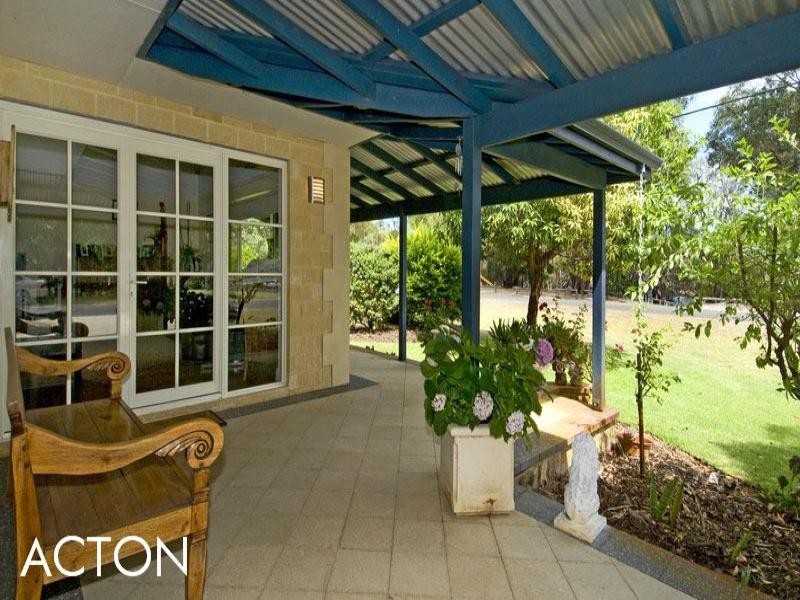 6 Ravenswood Road, Ravenswood WA 6208