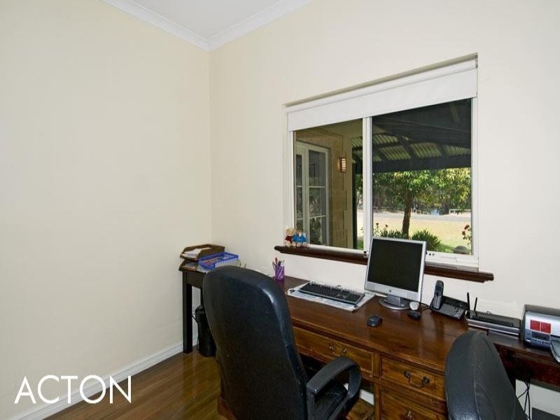 6 Ravenswood Road, Ravenswood WA 6208