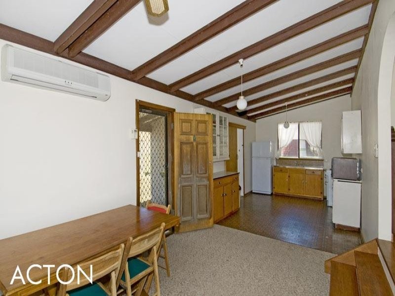 21 Leander Street, Falcon WA 6210