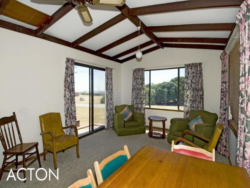 21 Leander Street, Falcon WA 6210