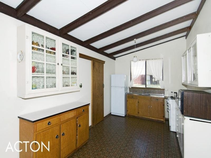 21 Leander Street, Falcon WA 6210