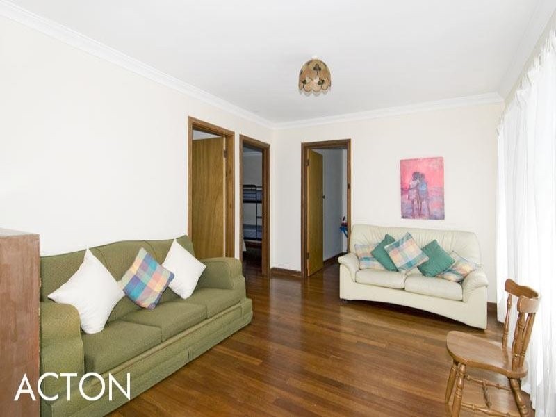 21 Leander Street, Falcon WA 6210