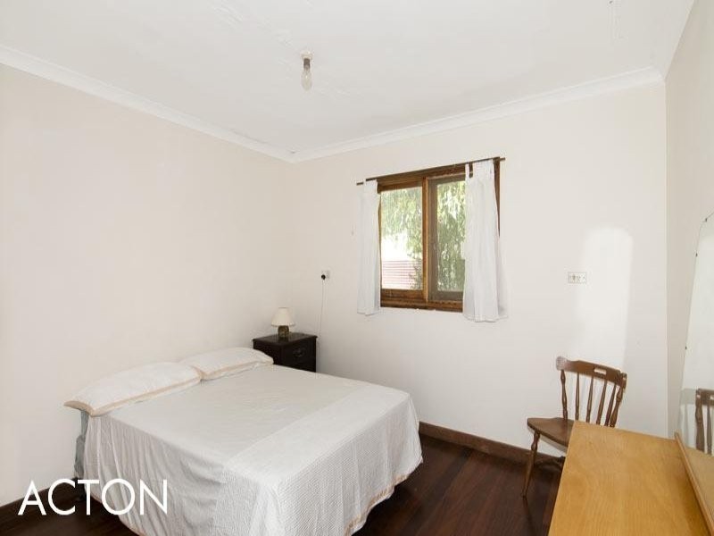 21 Leander Street, Falcon WA 6210