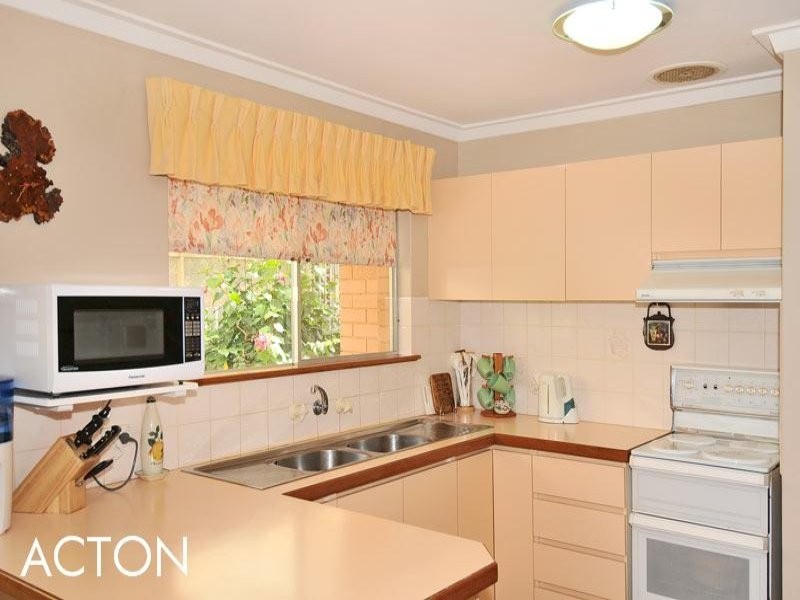 80 Estuary View Road, Dawesville WA 6211