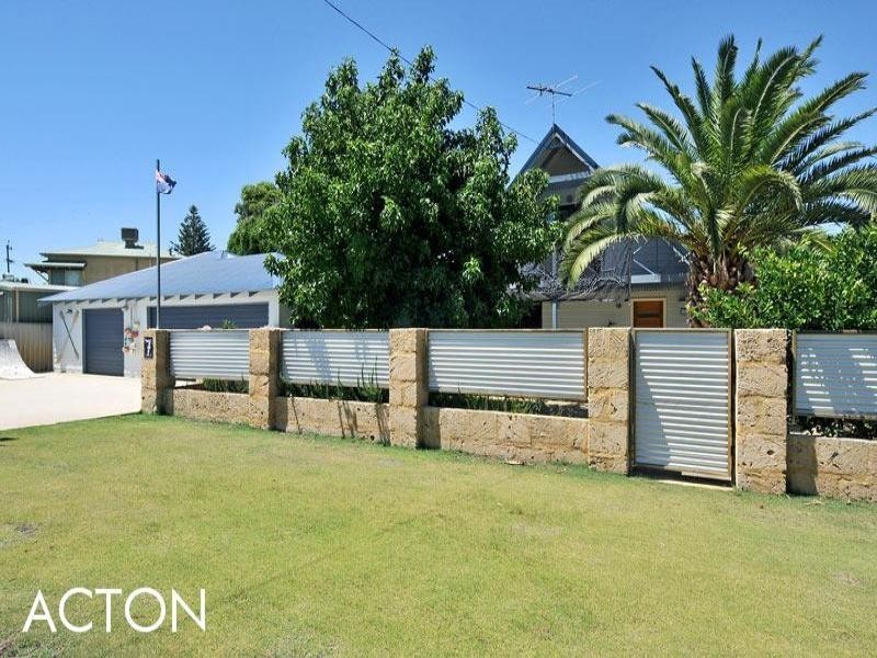 7 Nerine Street, Falcon WA 6210