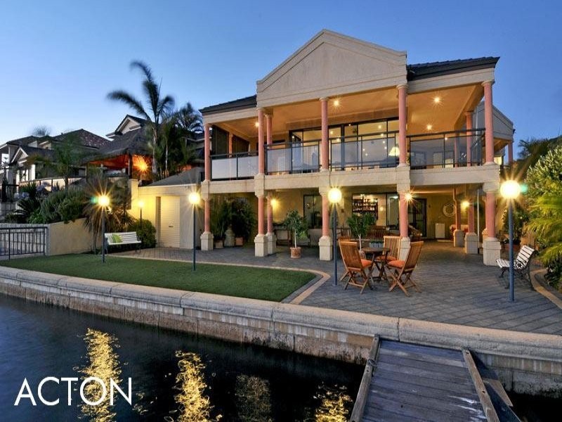 26 Picaroon Place, Halls Head WA 6210