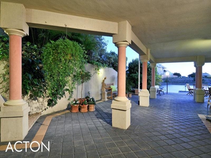 26 Picaroon Place, Halls Head WA 6210