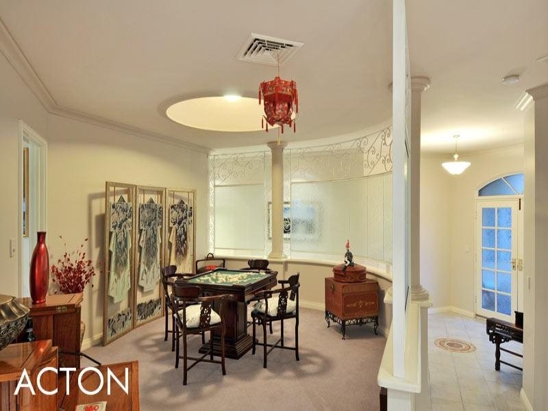 26 Picaroon Place, Halls Head WA 6210