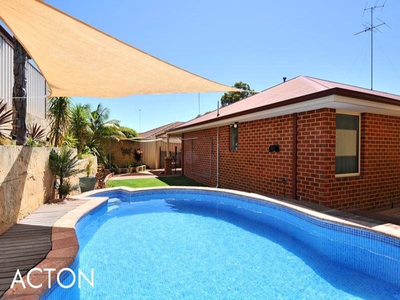 10 Boileau Place, San Remo WA 6210