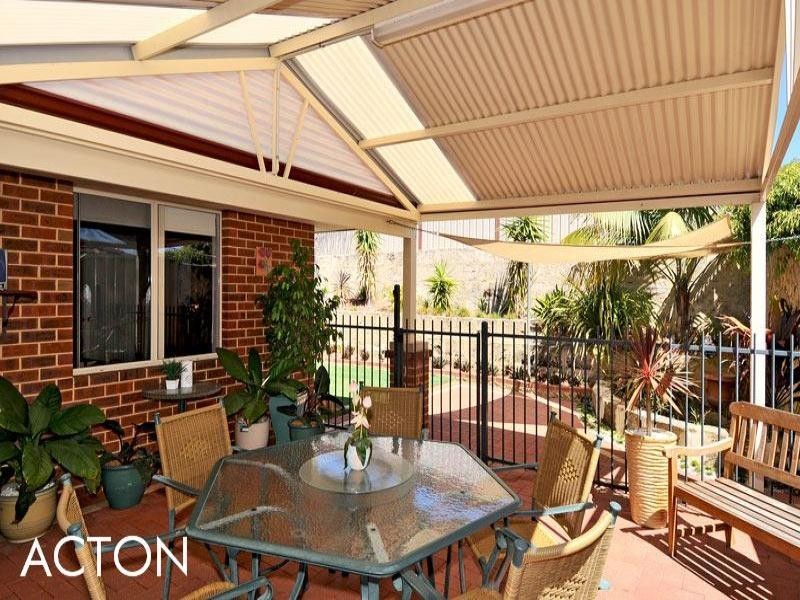 10 Boileau Place, San Remo WA 6210