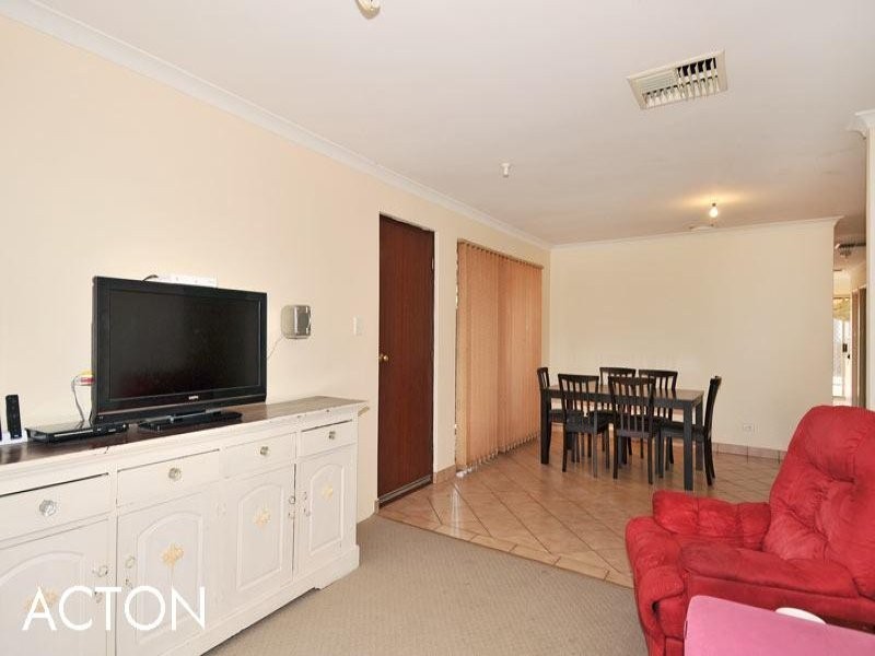 22 Casula Avenue, Coodanup WA 6210