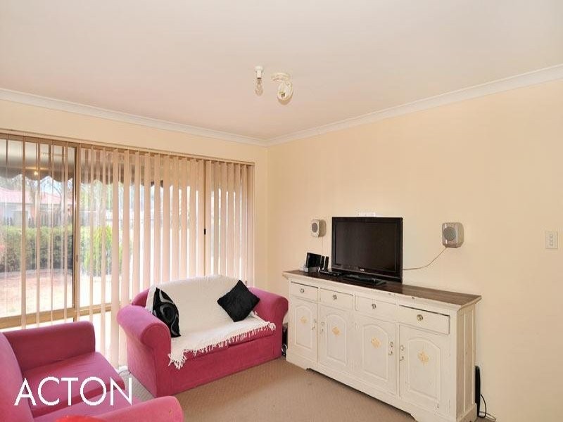 22 Casula Avenue, Coodanup WA 6210