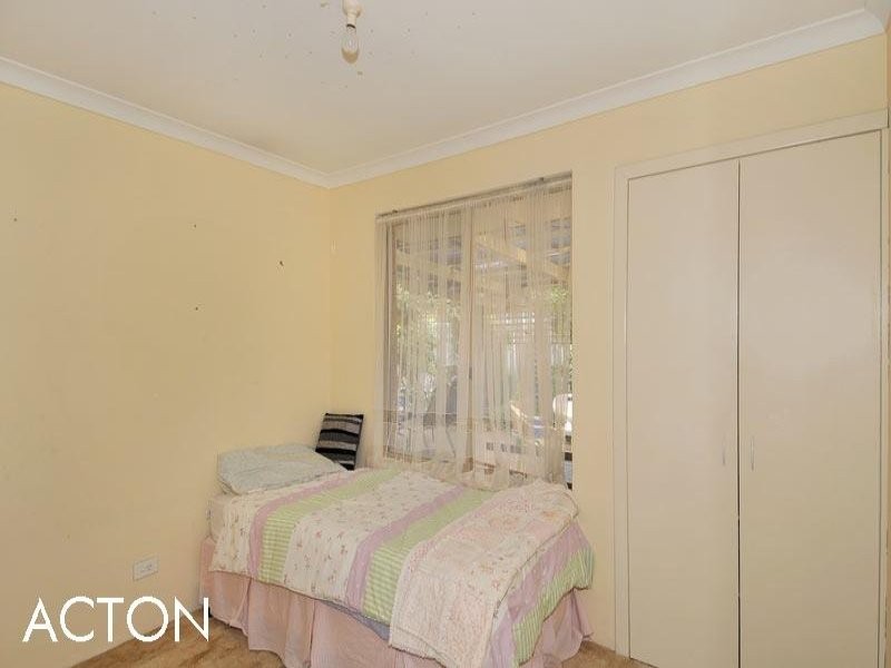 22 Casula Avenue, Coodanup WA 6210