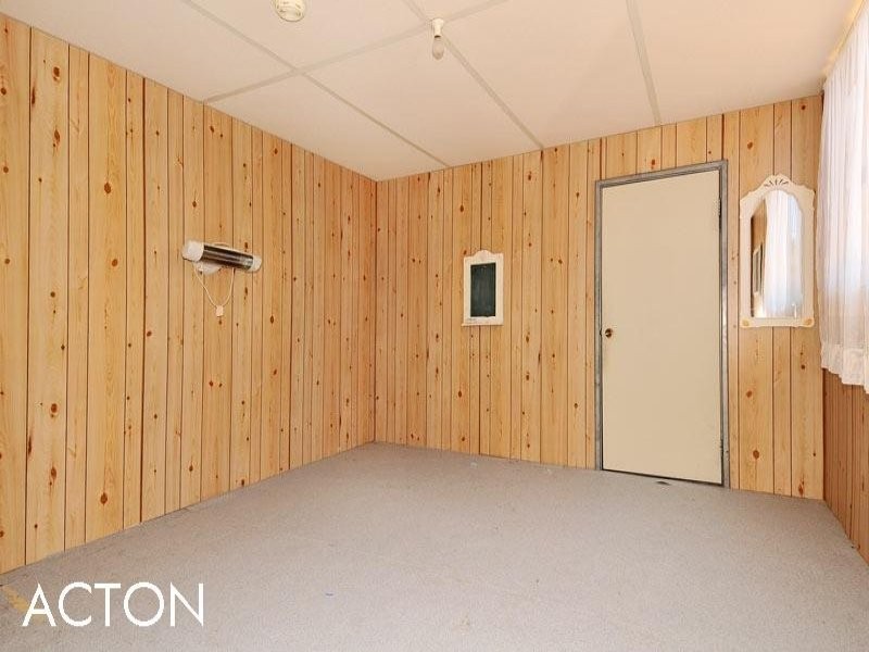 22 Casula Avenue, Coodanup WA 6210