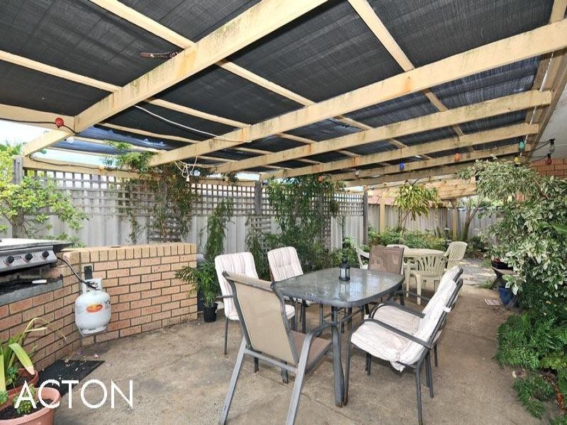 22 Casula Avenue, Coodanup WA 6210