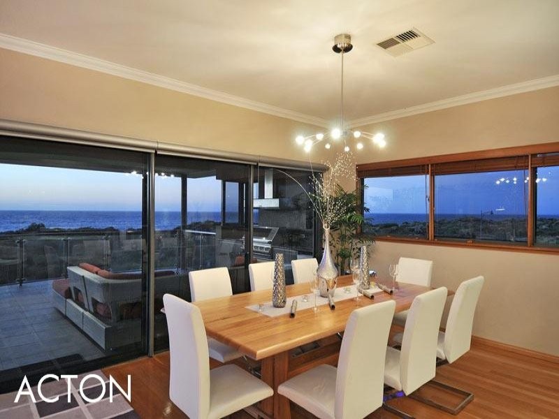 13 Abeona Parade, Madora Bay WA 6210