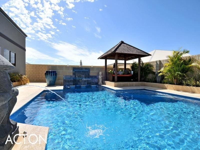 13 Abeona Parade, Madora Bay WA 6210