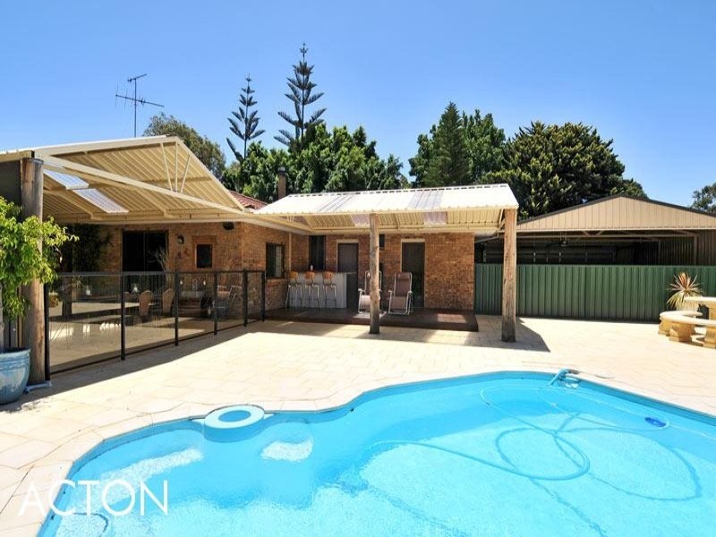 17 Pleasant Grove Circle, Falcon WA 6210