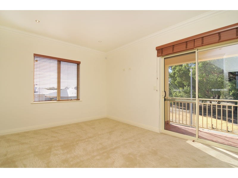 2 Len Howard Drive, Erskine WA 6210