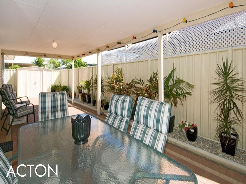 11 Vlamingh Gate, Dudley Park WA 6210