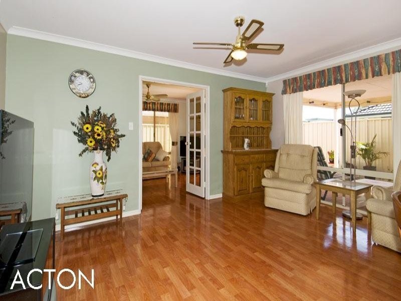 11 Vlamingh Gate, Dudley Park WA 6210