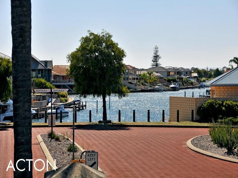 62 Mclarty Road, Halls Head WA 6210